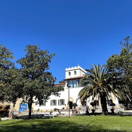 Hotel Fantastic Garden - Firenze Nord Sesto Fiorentino Esterno foto