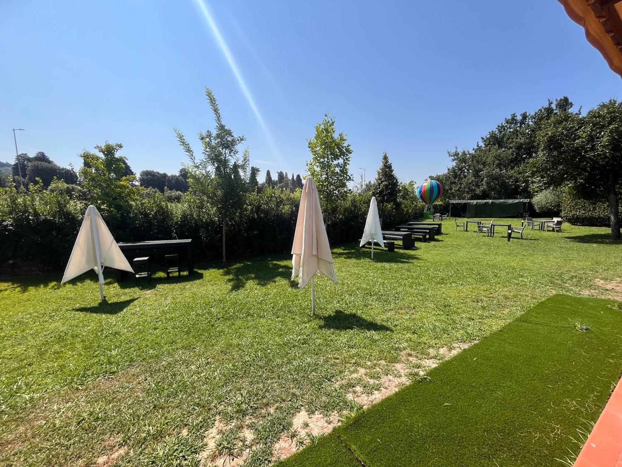 Hotel Fantastic Garden - Firenze Nord Sesto Fiorentino Esterno foto